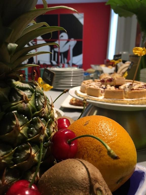 Hotel Byron Solo Per Giovani Riccione Eksteriør bilde